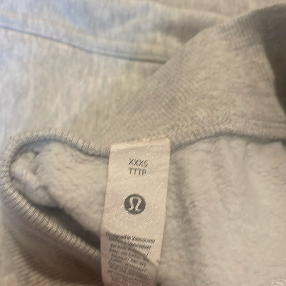 Lululemon Gray Sweatpants - Picture 3 of 3